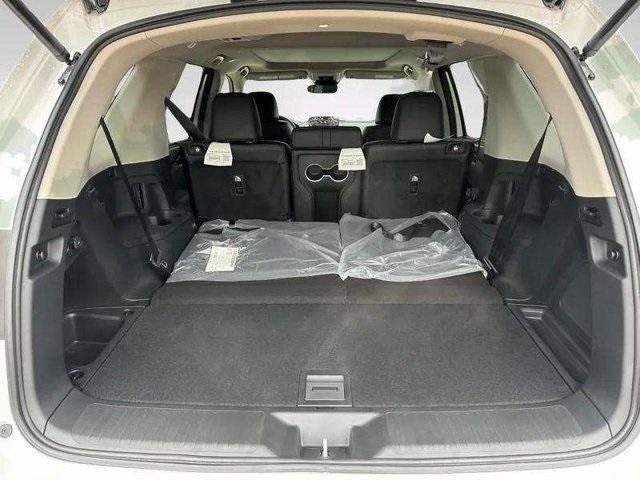 new 2025 Honda Pilot car, priced at $54,255