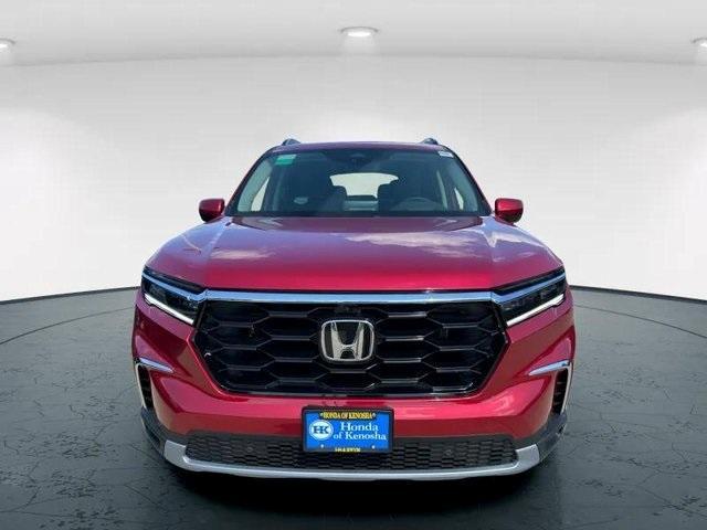 new 2025 Honda Pilot car, priced at $54,985