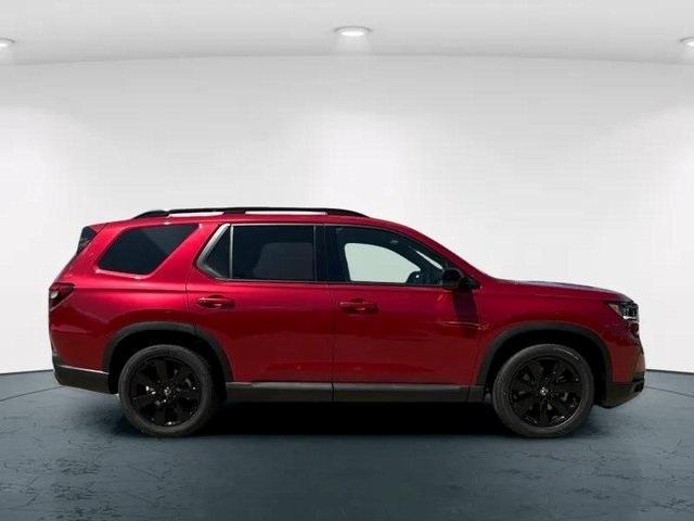 new 2025 Honda Pilot car, priced at $58,205