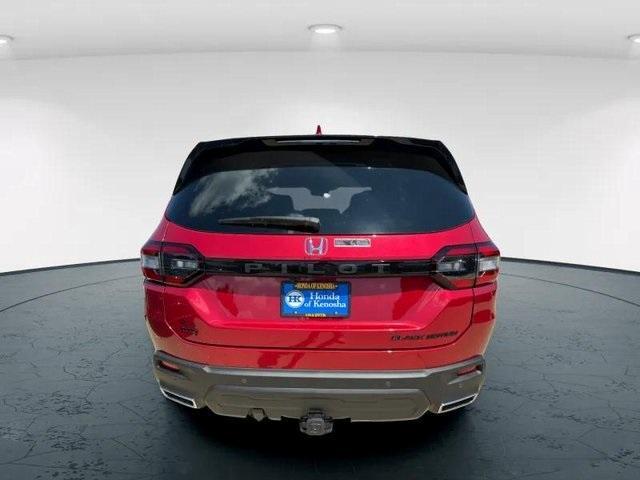 new 2025 Honda Pilot car, priced at $58,205