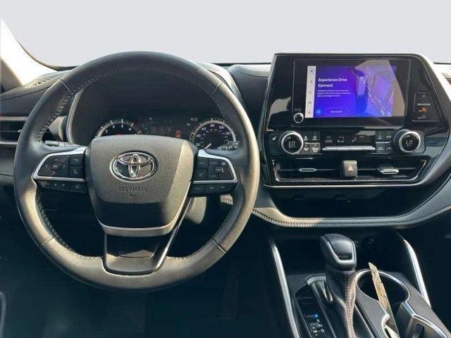used 2023 Toyota Highlander car, priced at $37,991