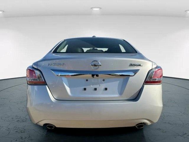 used 2014 Nissan Altima car, priced at $7,000