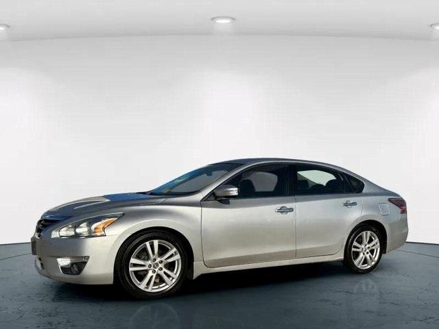 used 2014 Nissan Altima car, priced at $7,000