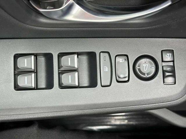 new 2025 Honda Pilot car, priced at $51,305