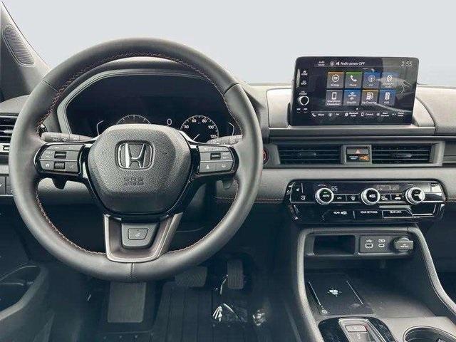 new 2025 Honda Pilot car, priced at $51,305