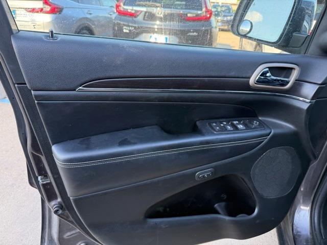 used 2015 Jeep Grand Cherokee car, priced at $7,000