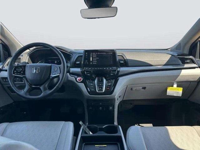 used 2024 Honda Odyssey car, priced at $45,571