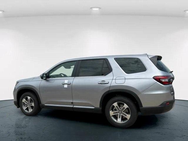 new 2025 Honda Pilot car, priced at $47,780