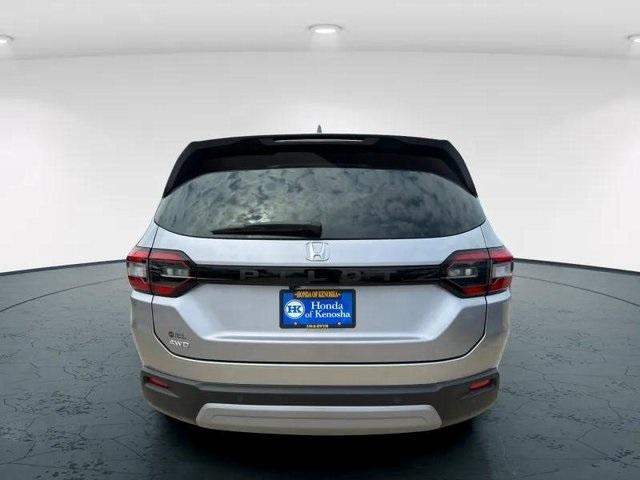 new 2025 Honda Pilot car, priced at $47,780