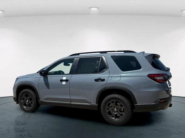 new 2025 Honda Pilot car, priced at $51,305