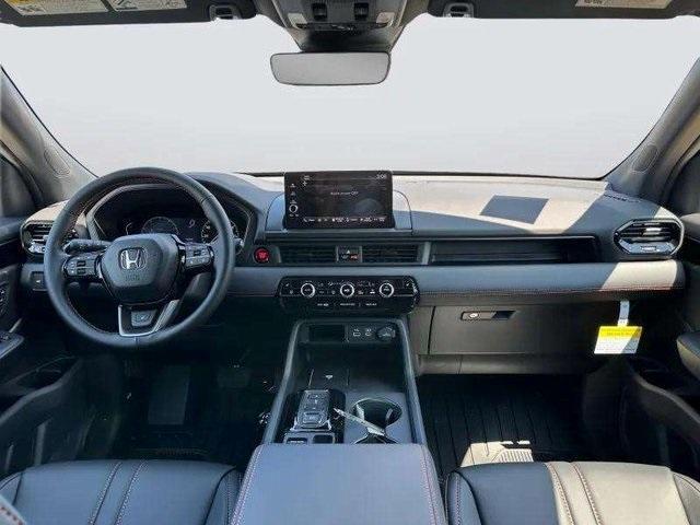 new 2025 Honda Pilot car, priced at $51,305