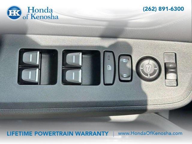 new 2025 Honda Pilot car, priced at $43,795