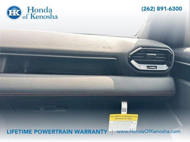 new 2025 Honda Pilot car, priced at $43,795