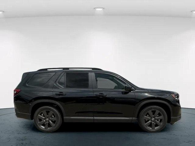 new 2025 Honda Pilot car, priced at $43,795