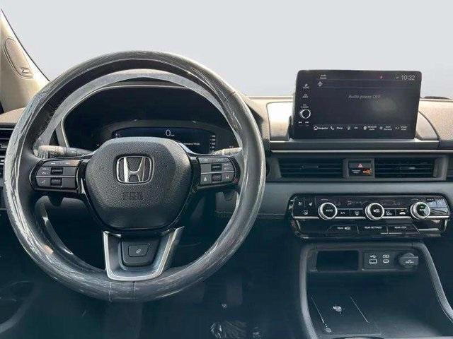 new 2025 Honda Pilot car, priced at $54,985