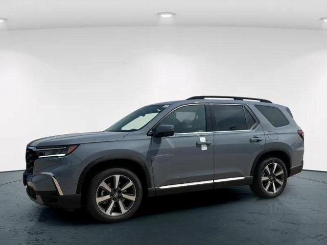 new 2025 Honda Pilot car, priced at $54,985
