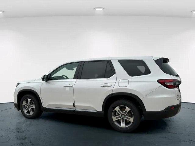new 2025 Honda Pilot car, priced at $48,235