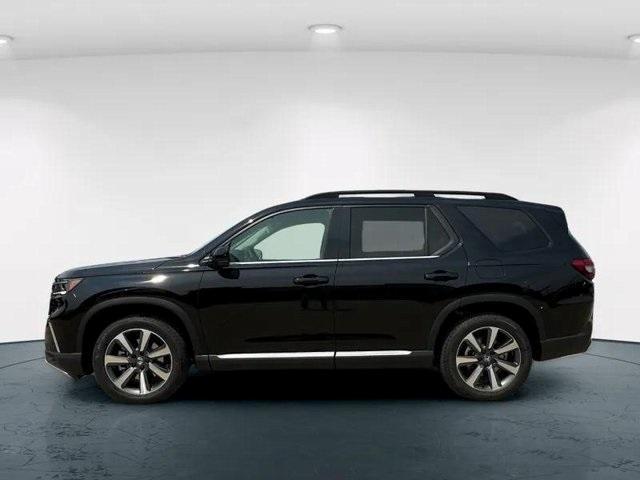 new 2025 Honda Pilot car, priced at $54,530