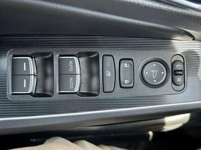 new 2025 Honda Civic Hybrid car