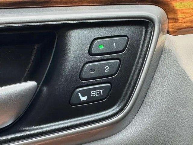 used 2022 Honda CR-V car, priced at $27,967
