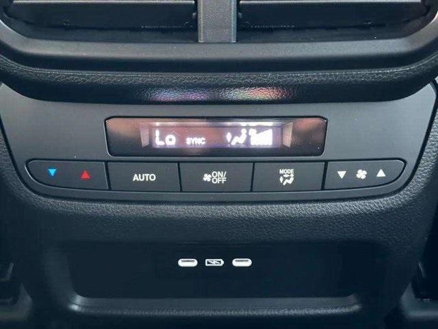 new 2025 Honda Pilot car, priced at $47,550