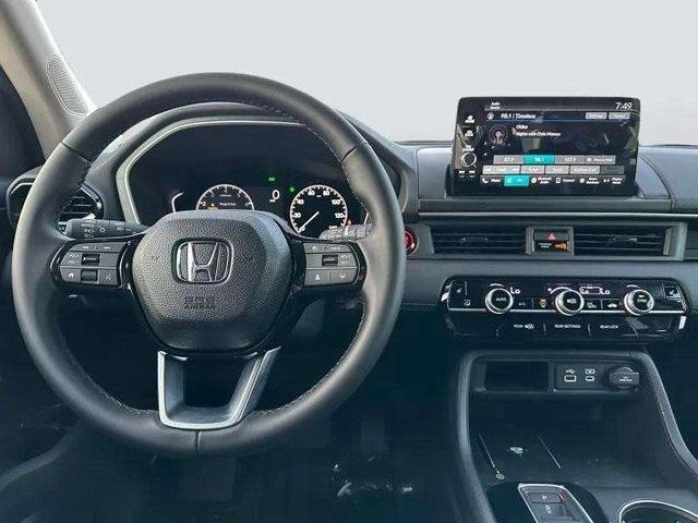 new 2025 Honda Pilot car, priced at $47,550