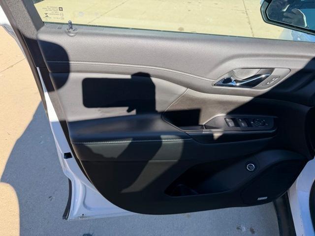 used 2022 GMC Acadia car, priced at $25,384