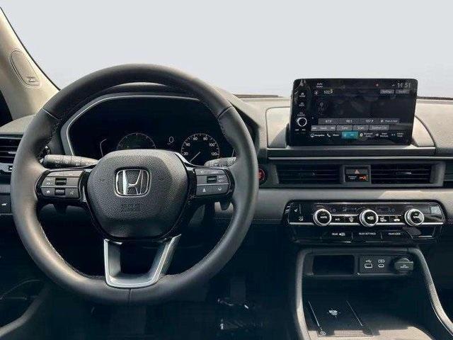 new 2025 Honda Pilot car, priced at $52,235