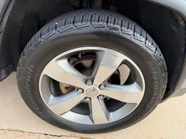 used 2015 Jeep Grand Cherokee car, priced at $16,991