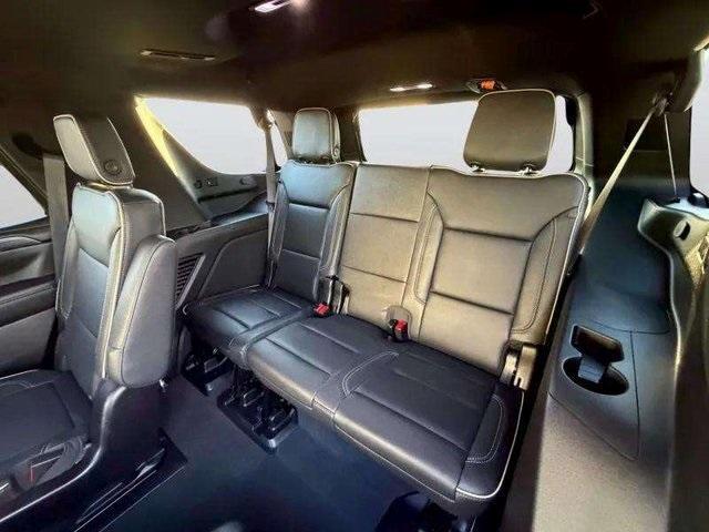 used 2024 GMC Yukon car, priced at $60,612