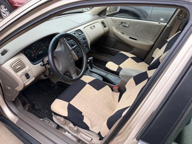 used 2001 Honda Accord car, priced at $2,500