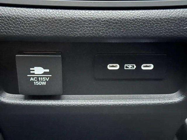 used 2025 Honda Pilot car, priced at $44,015