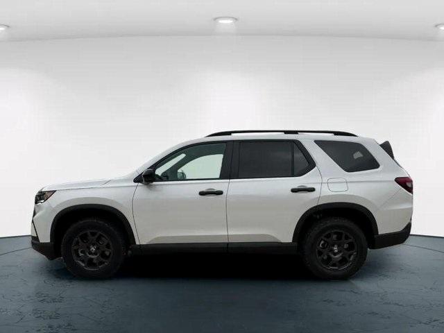 new 2025 Honda Pilot car, priced at $52,090