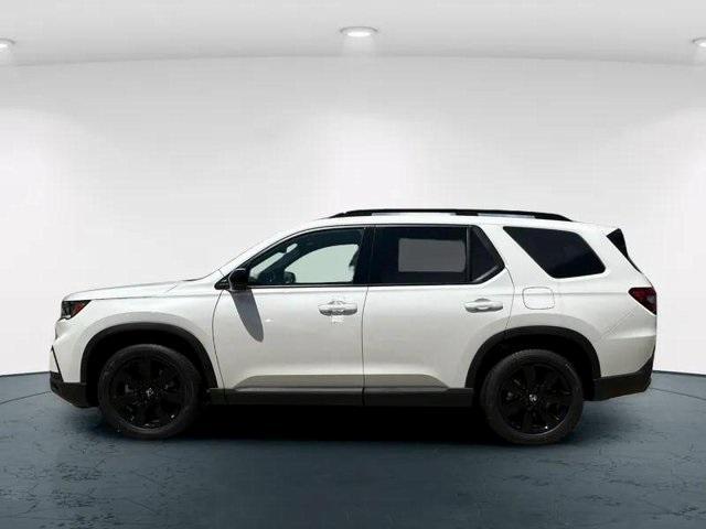 new 2025 Honda Pilot car, priced at $56,485