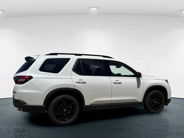 new 2025 Honda Pilot car, priced at $56,485
