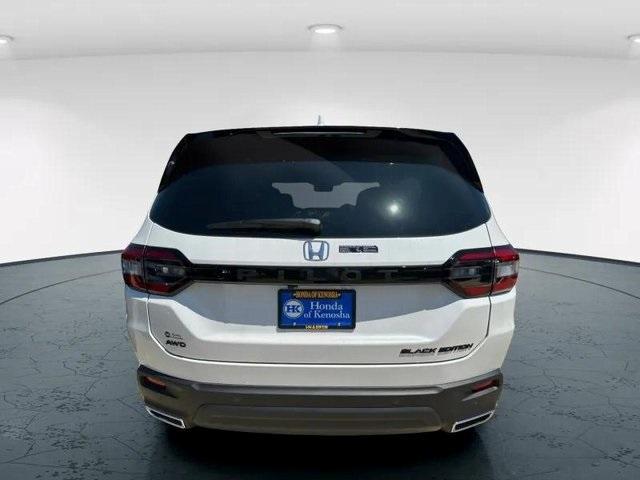 new 2025 Honda Pilot car, priced at $56,485