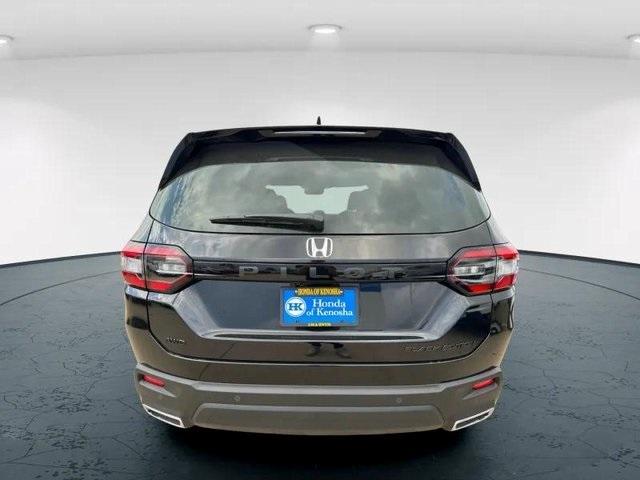 new 2025 Honda Pilot car