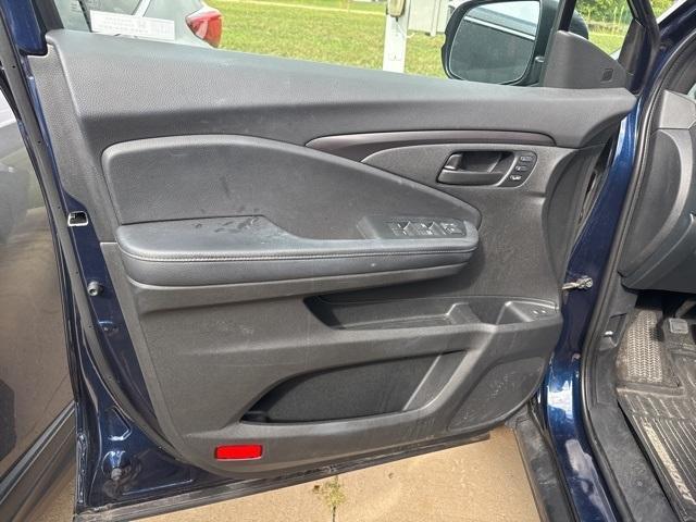 used 2022 Honda Passport car, priced at $34,990