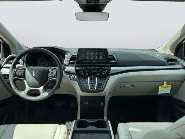 new 2026 Honda Odyssey car, priced at $46,140