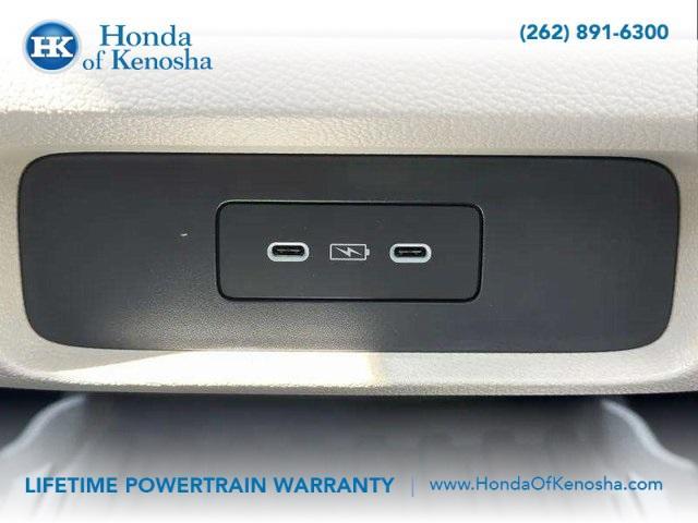 new 2026 Honda Odyssey car, priced at $46,140