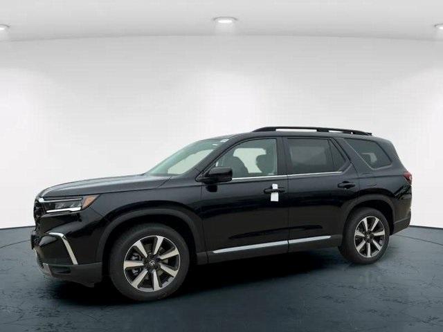 new 2025 Honda Pilot car, priced at $51,050