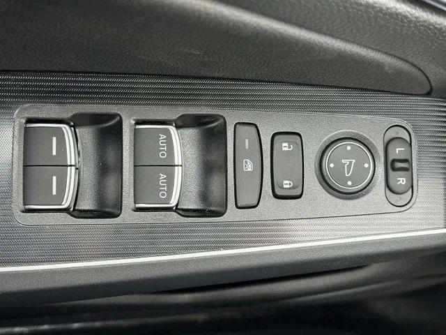 new 2025 Honda Civic Hybrid car, priced at $33,555