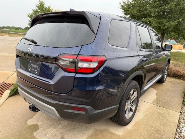 used 2025 Honda Pilot car, priced at $44,110