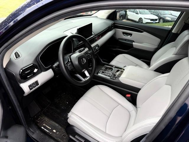 used 2025 Honda Pilot car, priced at $44,110