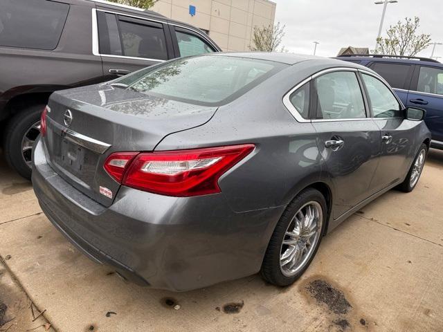 used 2016 Nissan Altima car, priced at $7,000