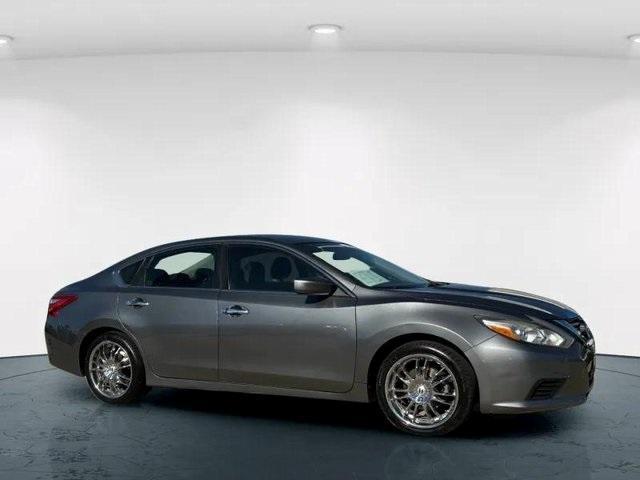 used 2016 Nissan Altima car, priced at $7,000
