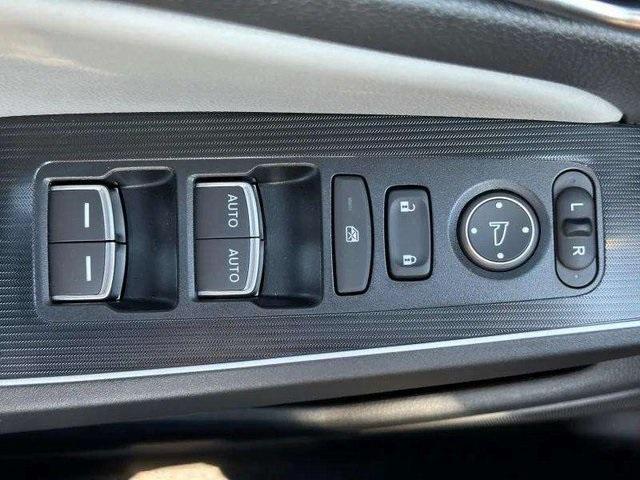 new 2025 Honda Civic Hybrid car, priced at $33,555