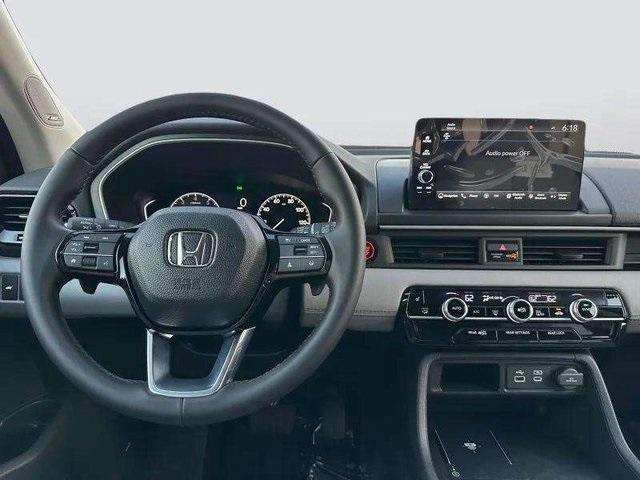 new 2025 Honda Pilot car, priced at $51,095