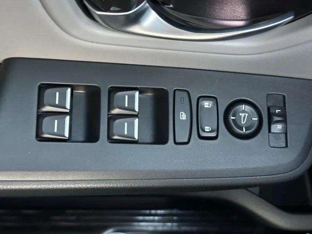 new 2025 Honda Pilot car, priced at $51,095