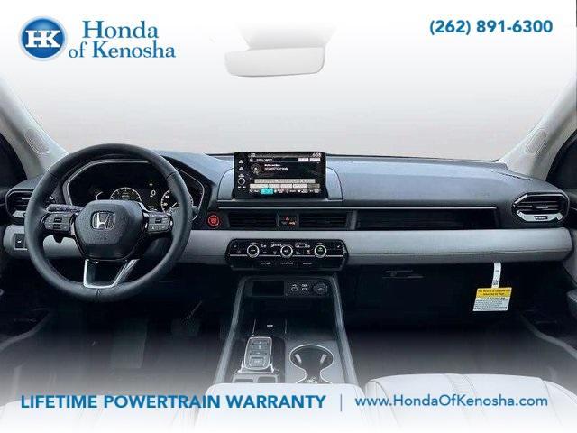 new 2025 Honda Pilot car, priced at $48,280